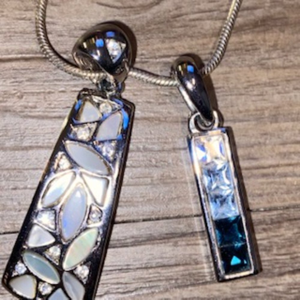 Necklace Bundle - Picture 2 of 4